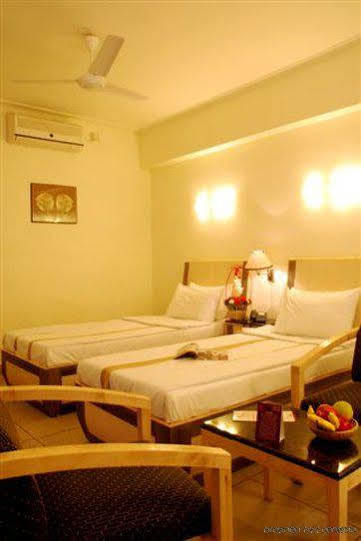 Komfort Terraces Hotel 3*