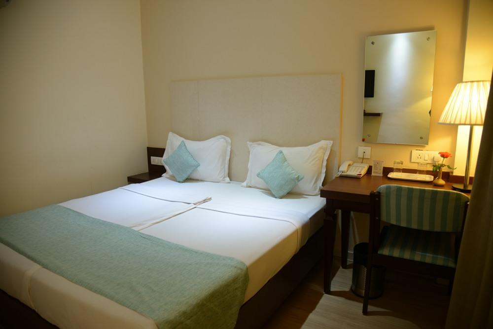 Hotel Rajmahal 3*