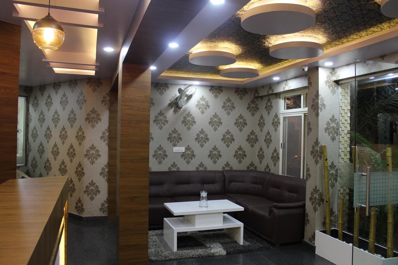 Hotel Eastern Palace 3*