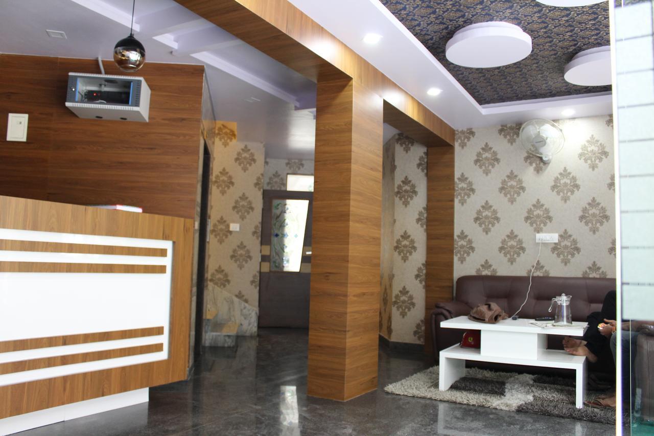 Hotel Eastern Palace 3*