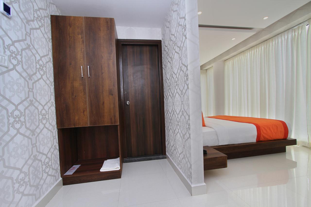 Oyo 10324 Hotel