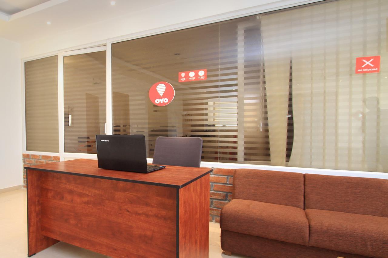 Oyo 10396 Boulevard Residences Hotel Bangalore