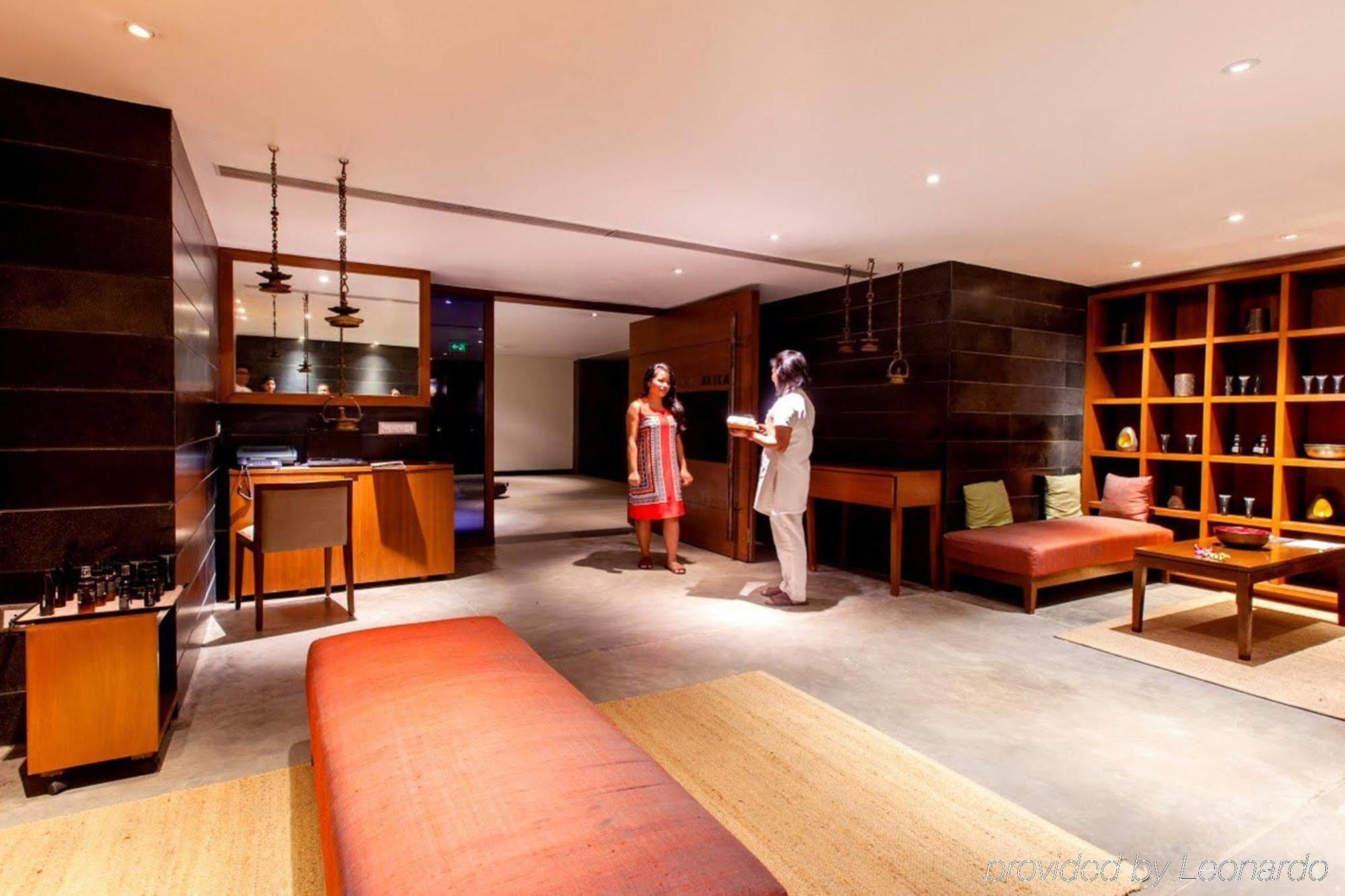 & Whitefield Hotel 4*