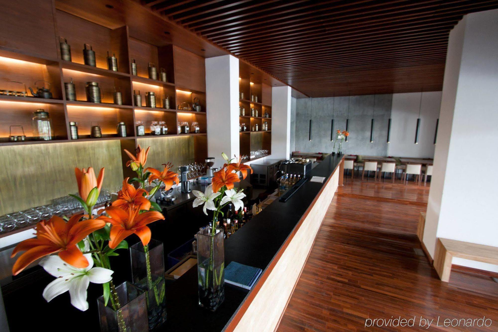 Hotel & Whitefield 4*