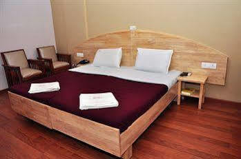 Hotel Vellara 3*