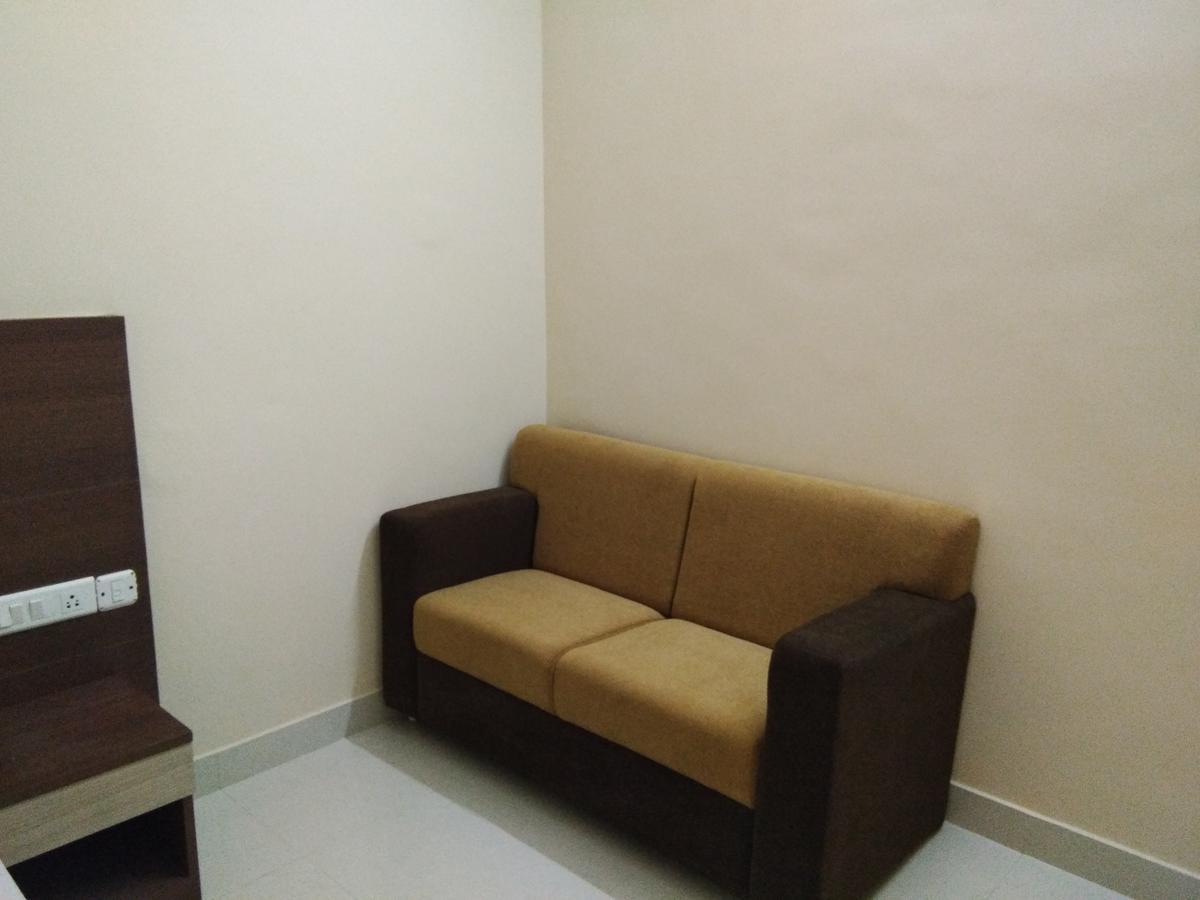 Grand Empark Hotel *