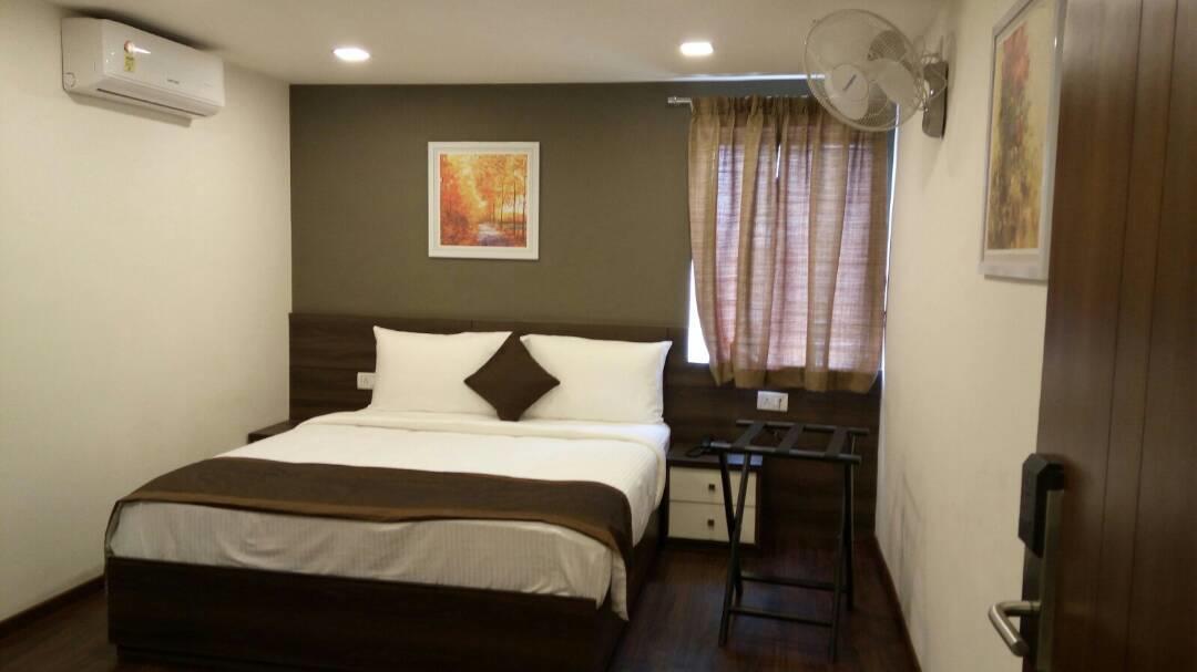 Hotel Royal - Electronic Bangalore