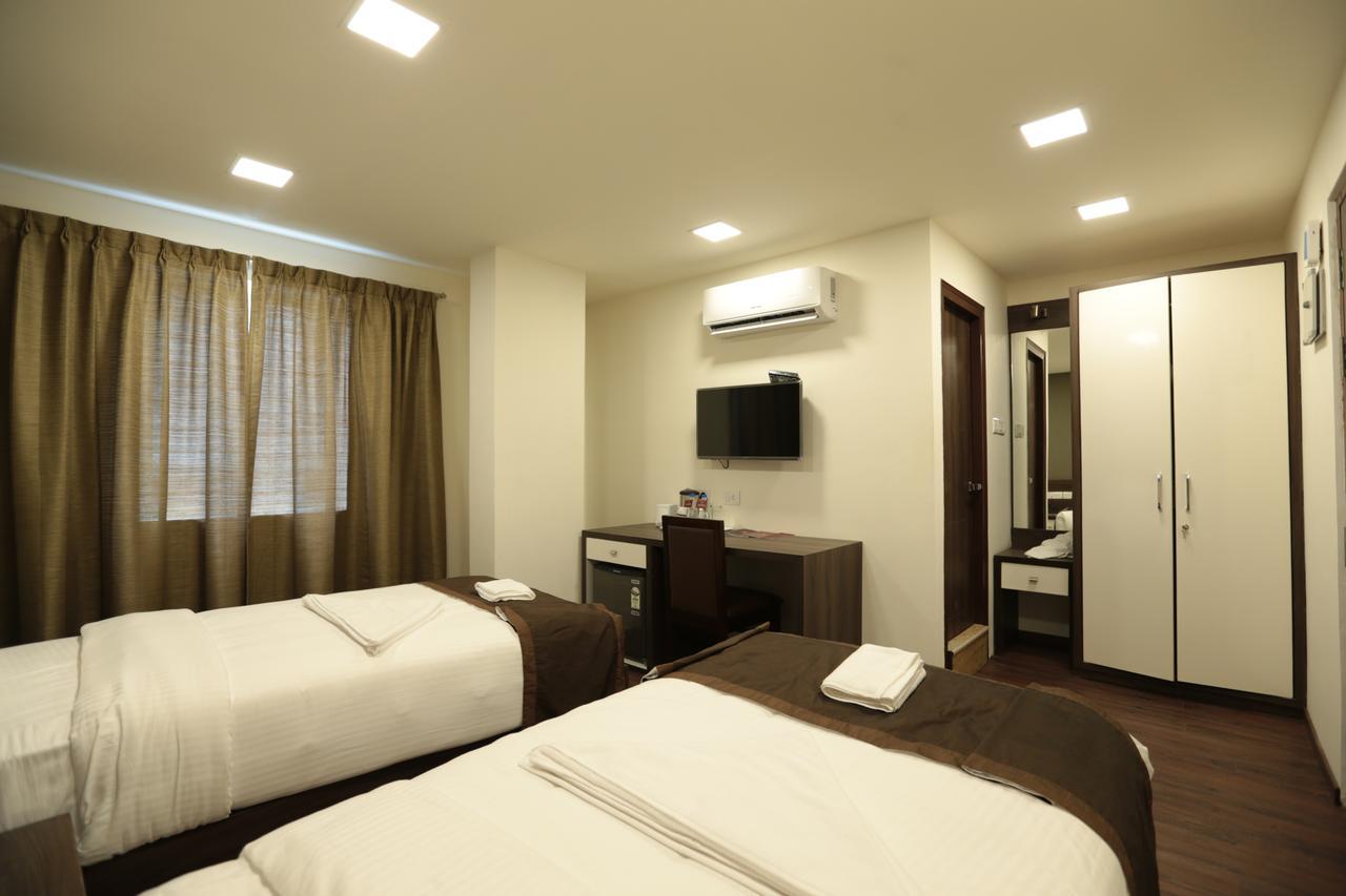Hotel Royal - Electronic 3*