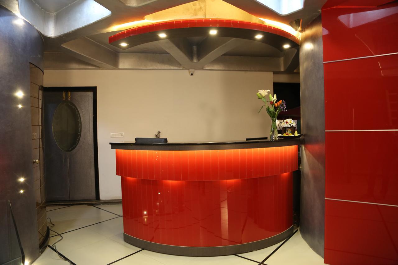Days & By Wyndham Whitefield Hotel
