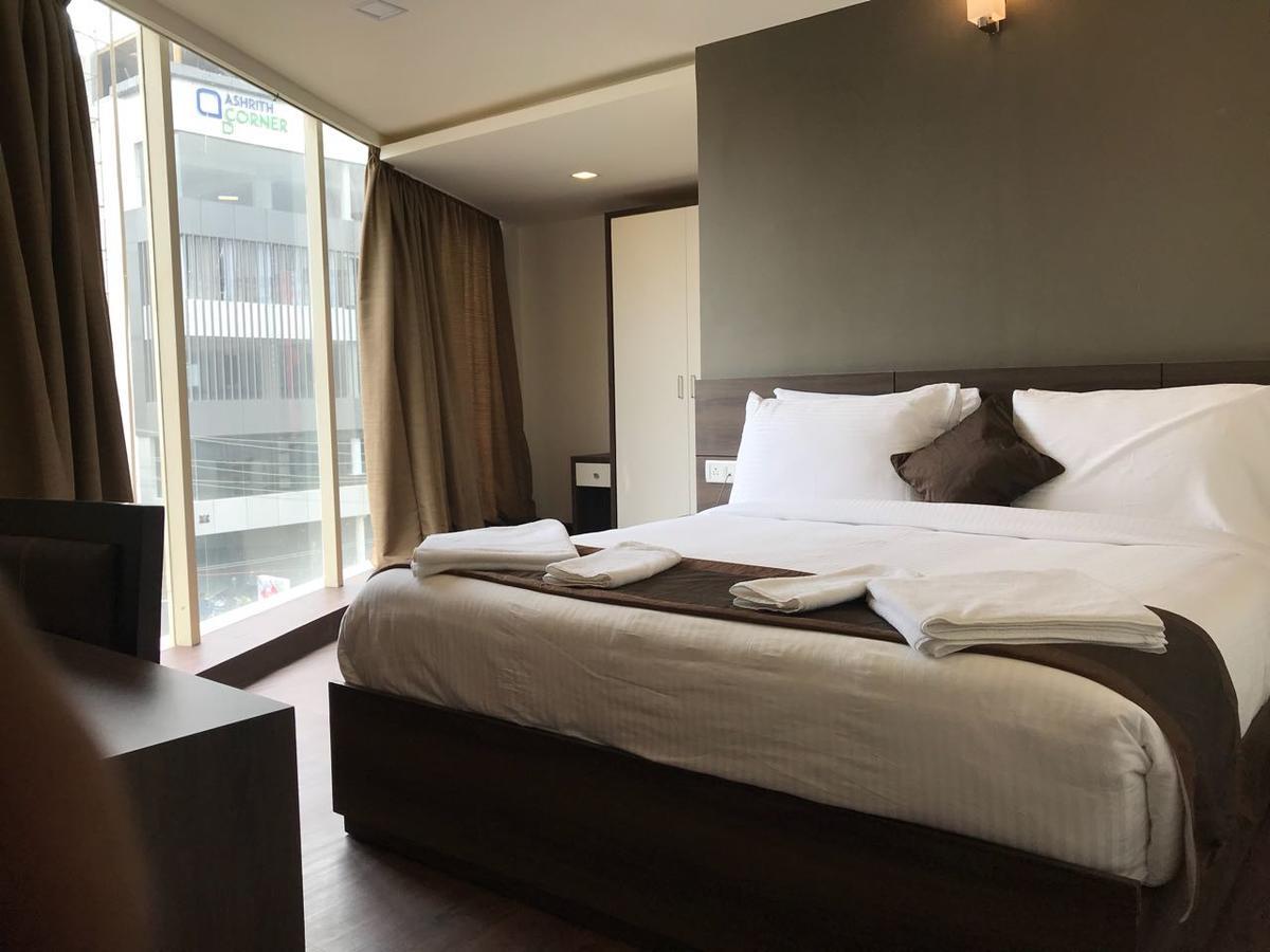 Hotel Royal - Electronic 3*