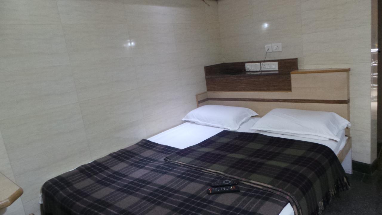 Adarsh Palace * Bangalore