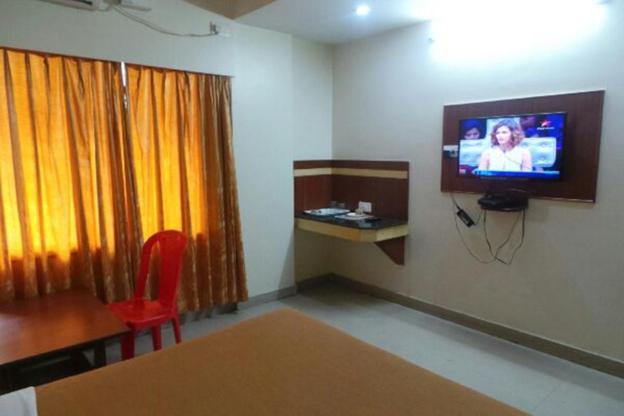 Mlc Gateway Deluxe Bangalore