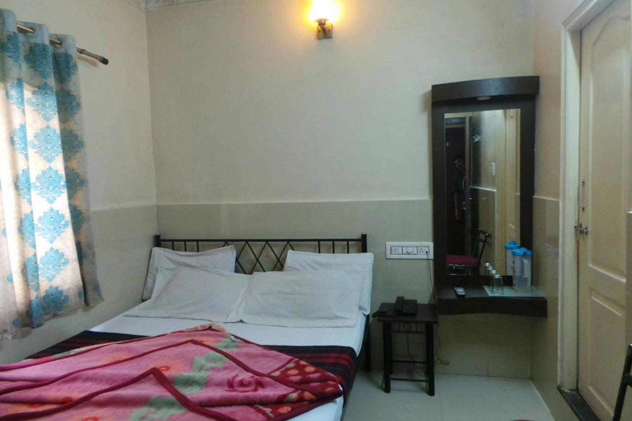 Manjusri Paradise Hotel *