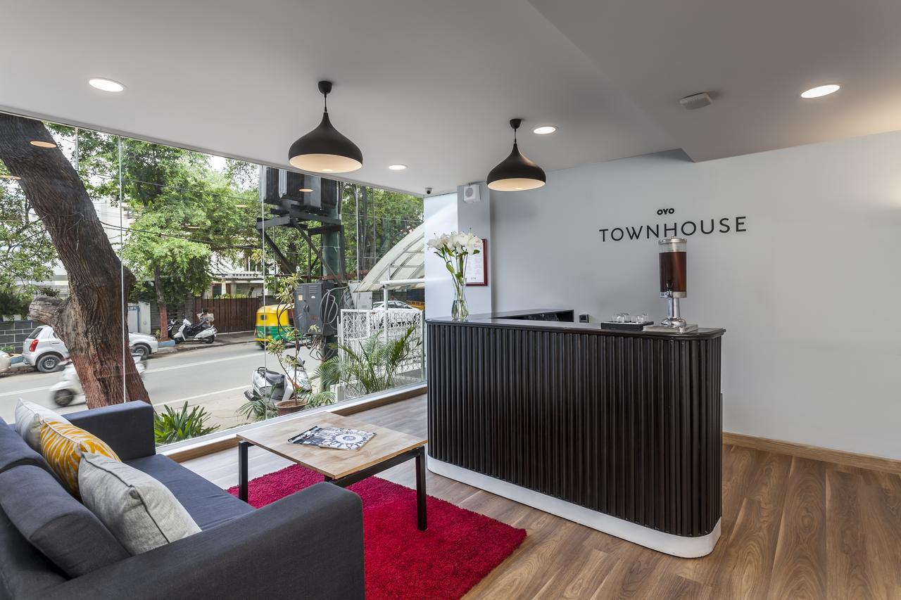 Hotel Oyo Townhouse 007 Indiranagar 4*