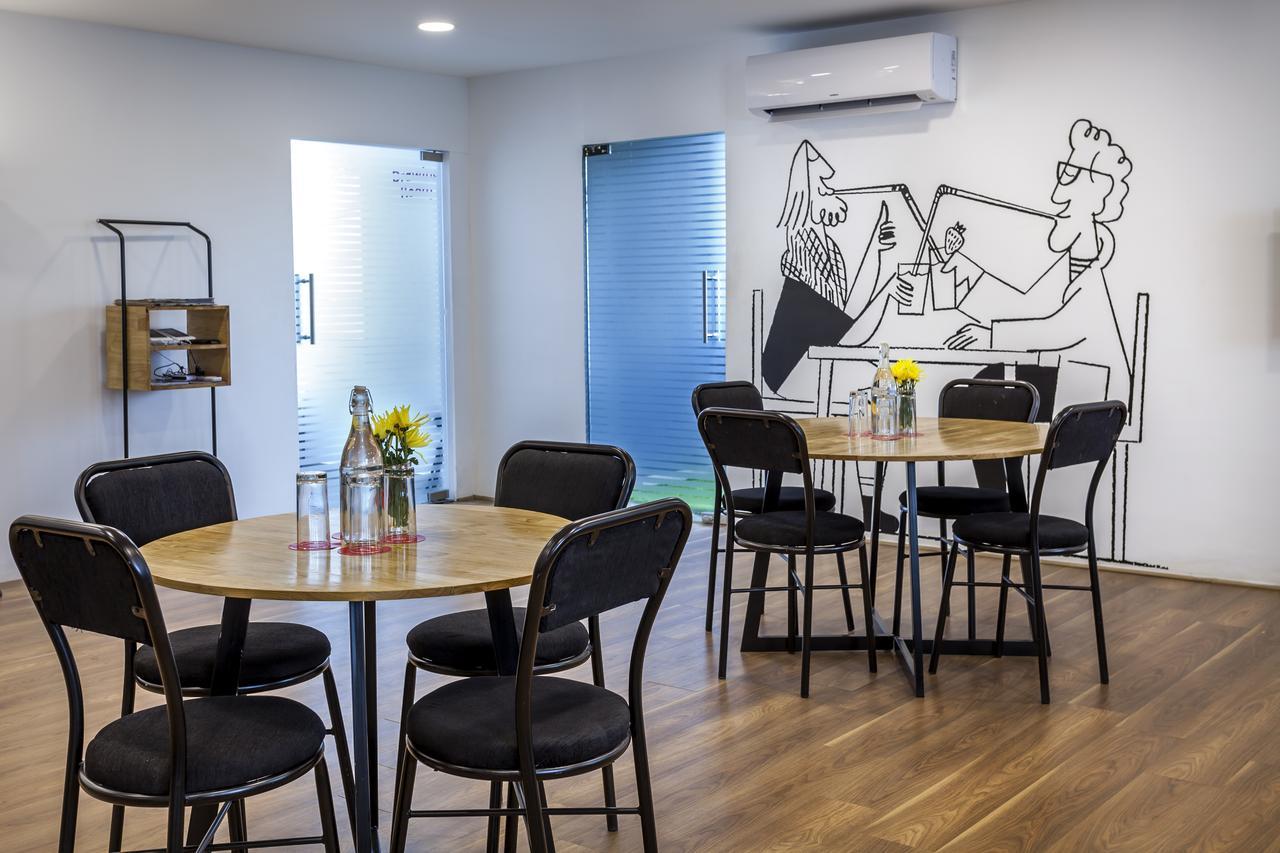 Oyo Townhouse 007 Indiranagar Bangalore