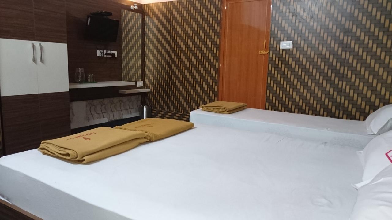 Sapphire Guest house *
