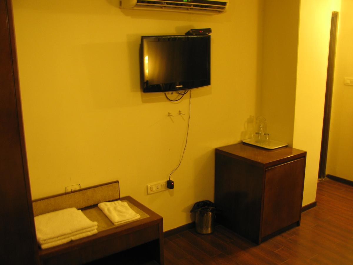 Shetty Gardenia Hotel 3*