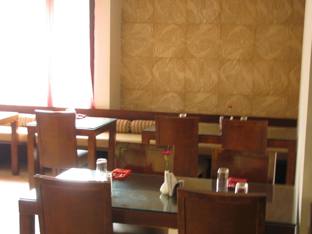 Shetty Gardenia Hotel