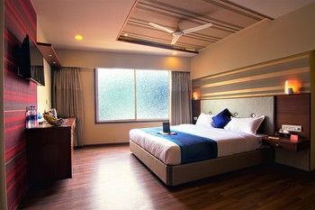 Hotel Fabhotel Berrys Marathahalli 3*