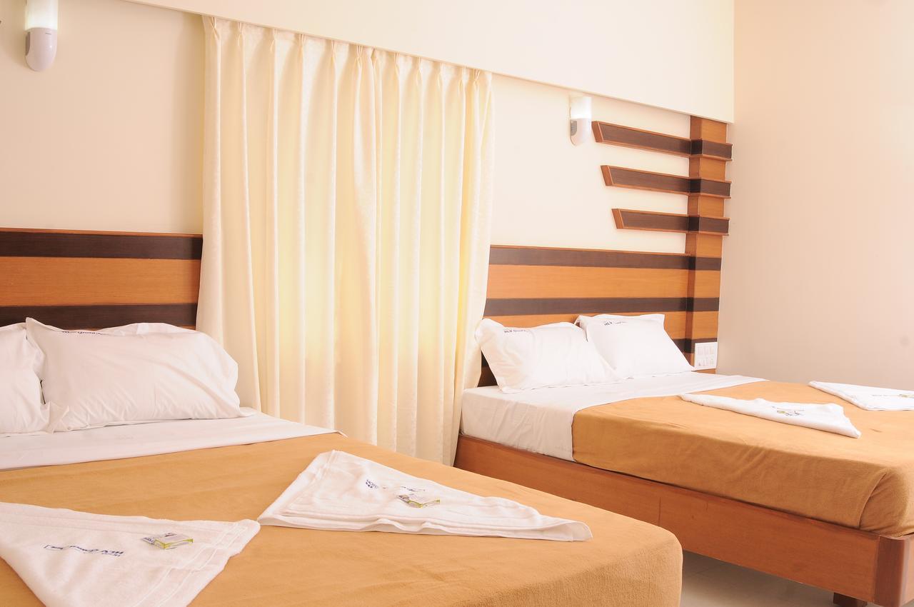 Hlv Grand 3* Bangalore