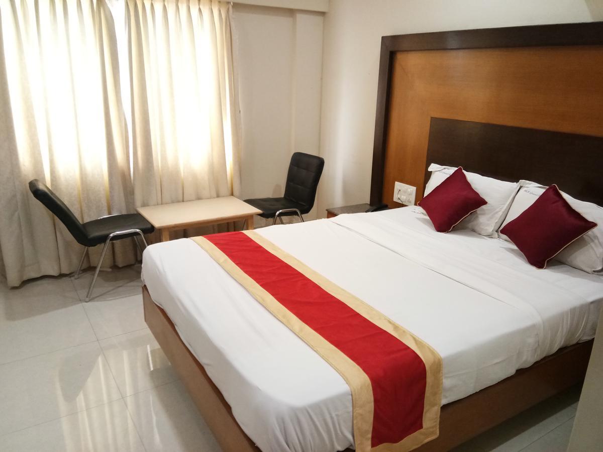 Hlv Grand Bangalore