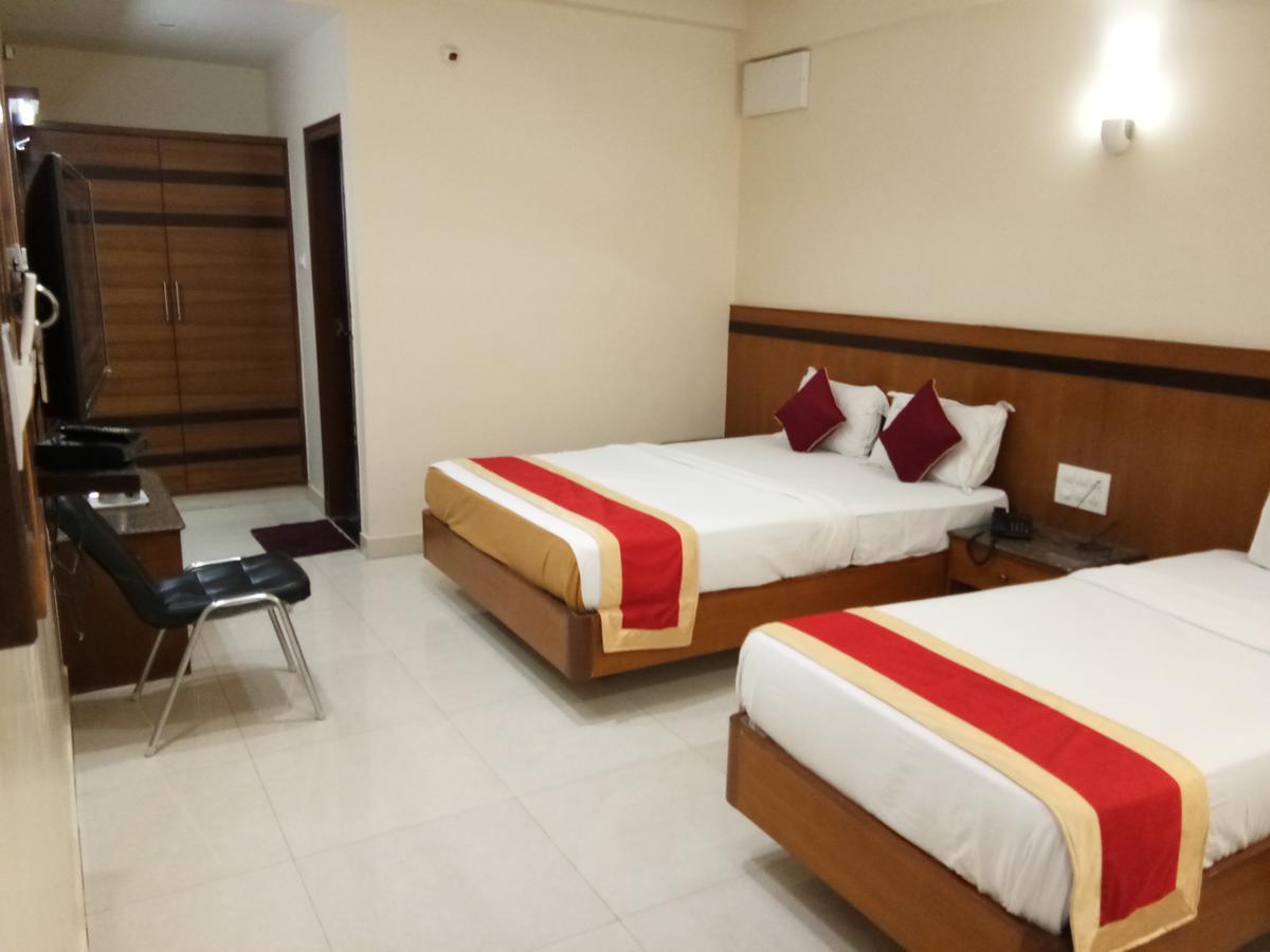Hlv Grand Inn