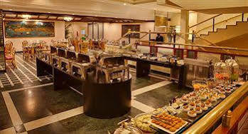 Hotel The Atria 4*