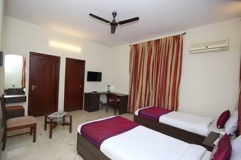 Hotel Oyo 2388 Hebbal 3*