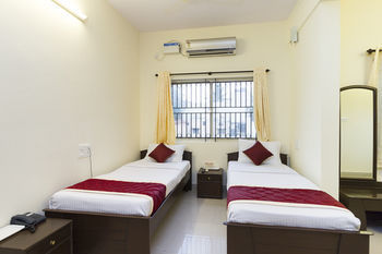 Super Oyo Capital O Premium Hotel Victoria Heights Near Sri Someshwara Swami Temple 3* Bangalore