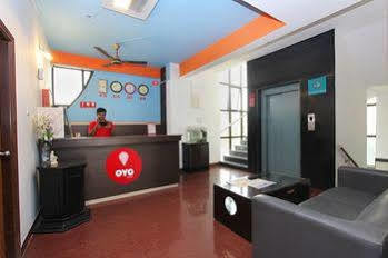 Oyo 29638 Gmr 18 Hotel
