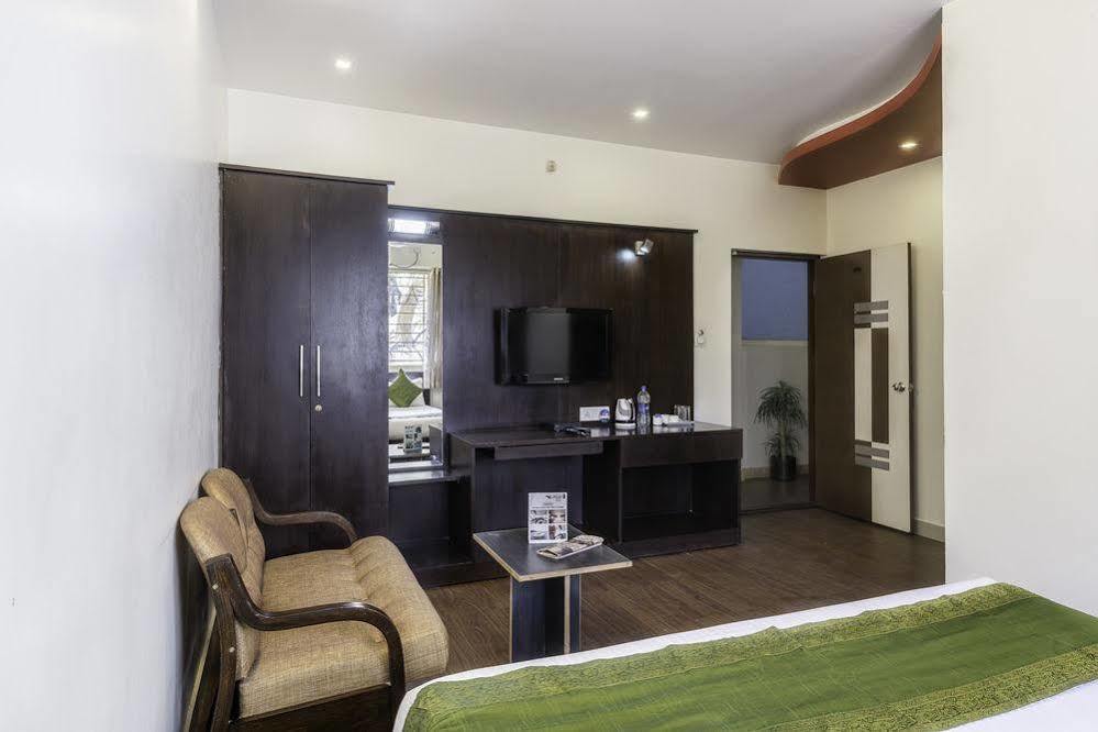 Hotel Treebo Golden Pearl Scarlet Bangalore