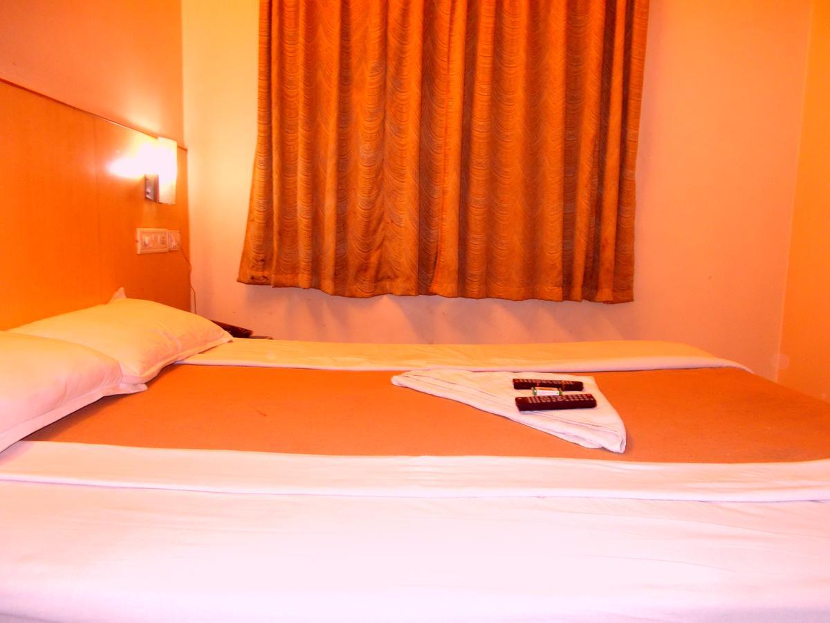 Hotel Oyo 16842 Brahma 2*