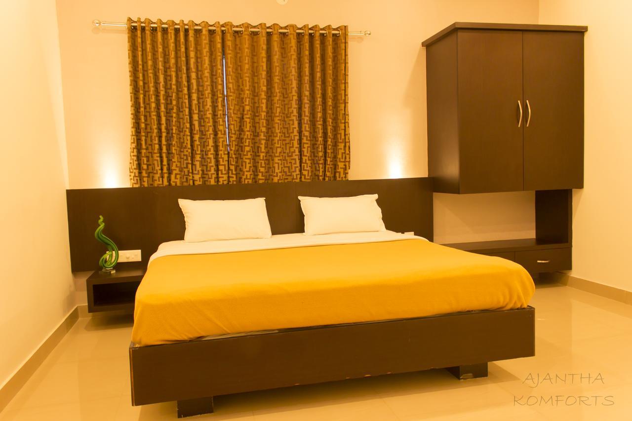 Hotel Ajantha Komforts, 2*