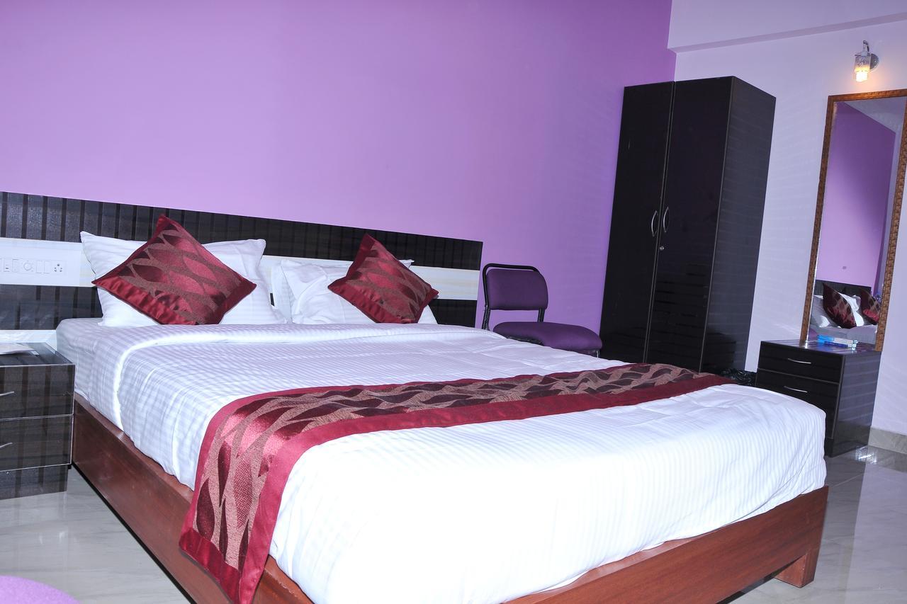 Hotel Oyo 16842 Brahma 2*