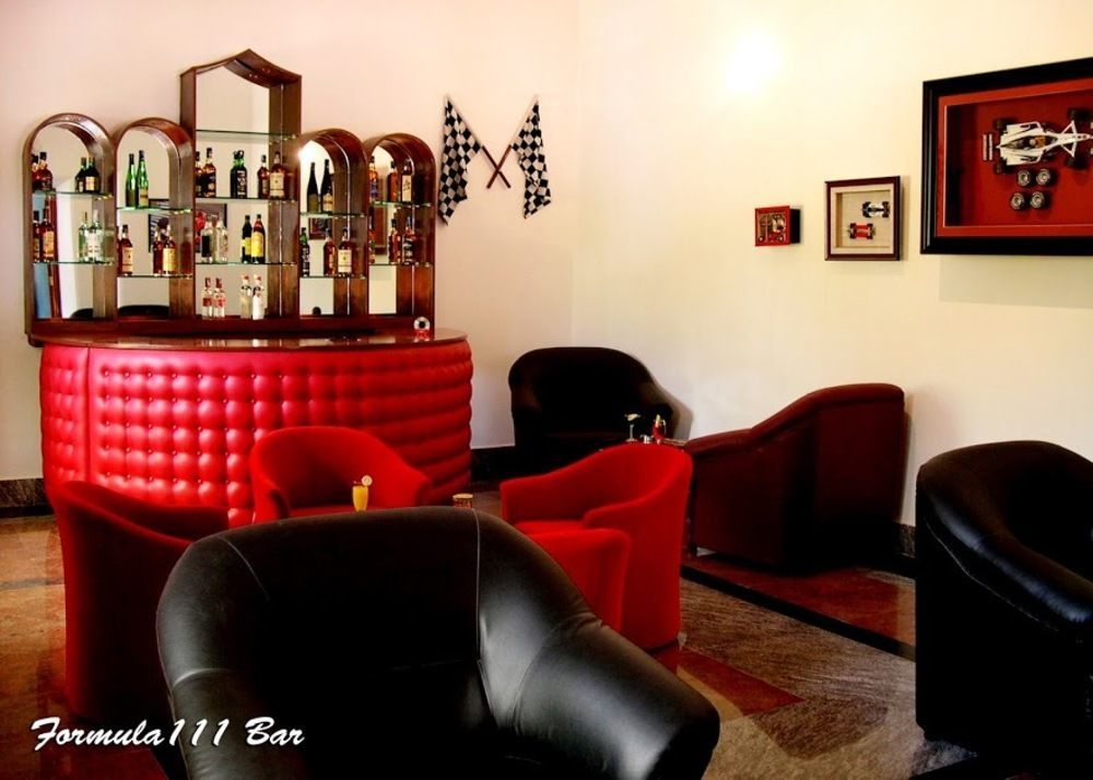 Hotel Jayamahal Palace 4*