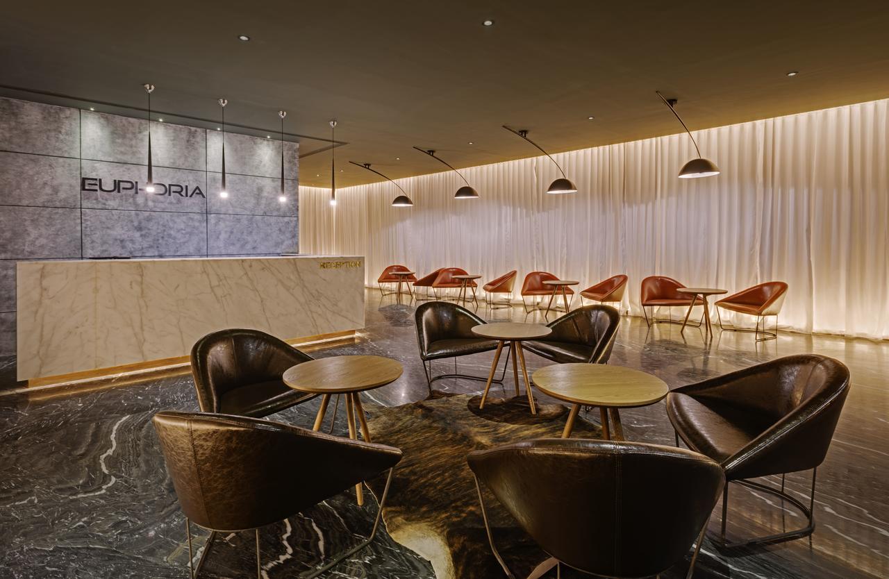 Euphoria Hotel 2*