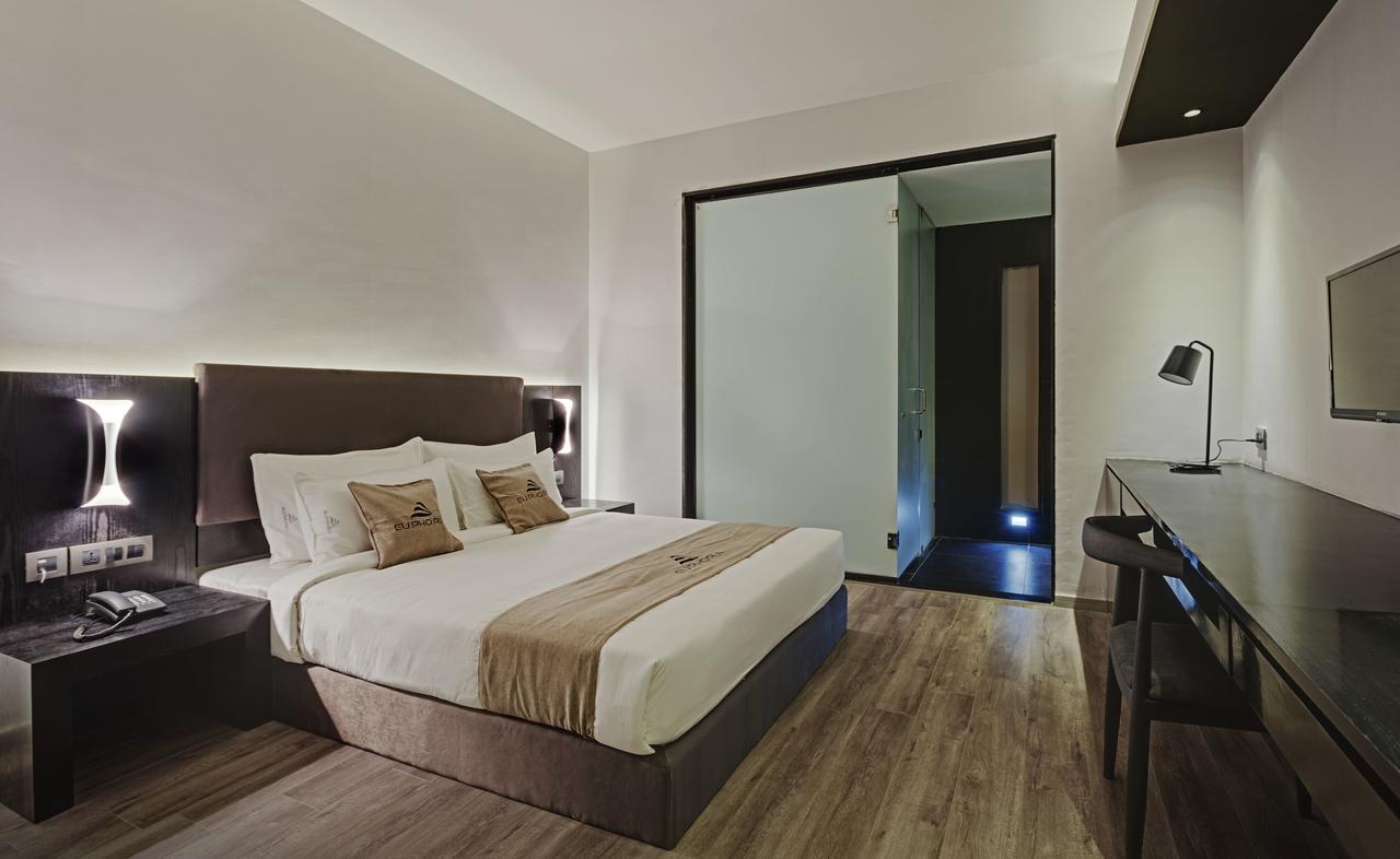 Hotel Euphoria Bangalore