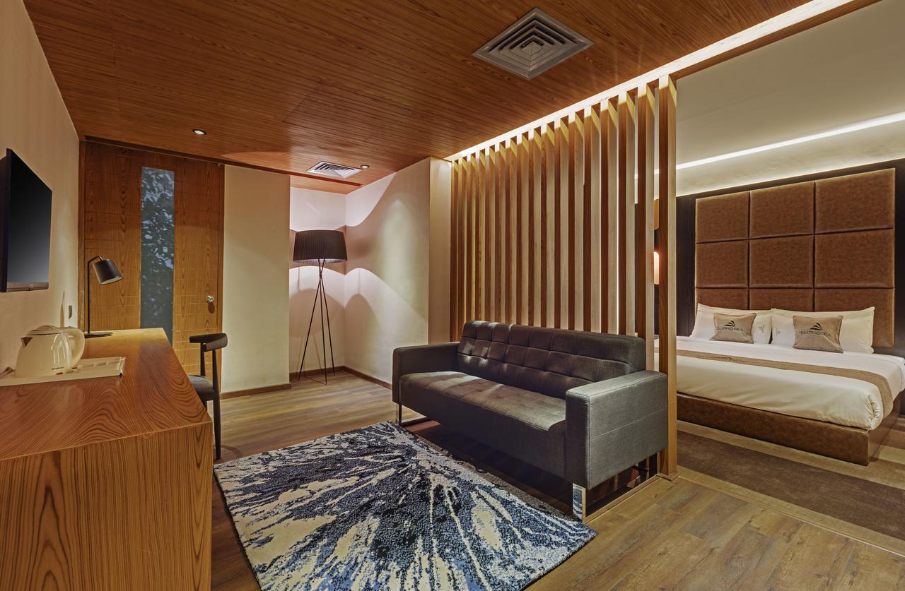 Hotel Euphoria 2*
