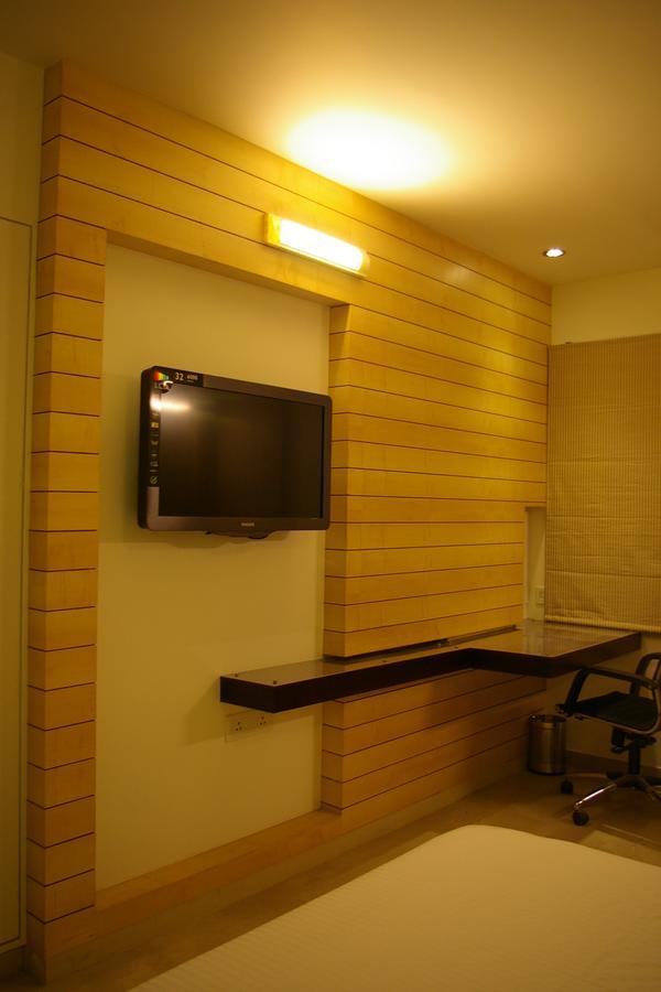 Hotel Roseline Suites 3*
