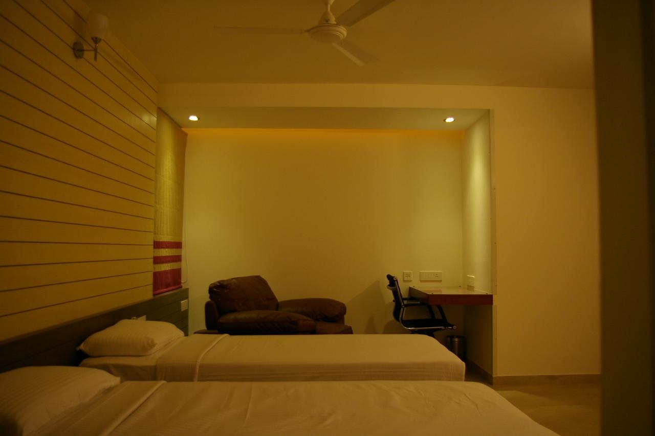 Roseline Suites Hotel 3*