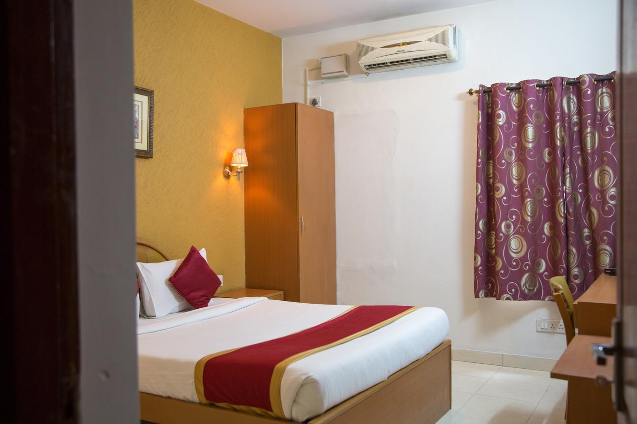 Hotel Oyo 9247 Samrudhi Park 3*