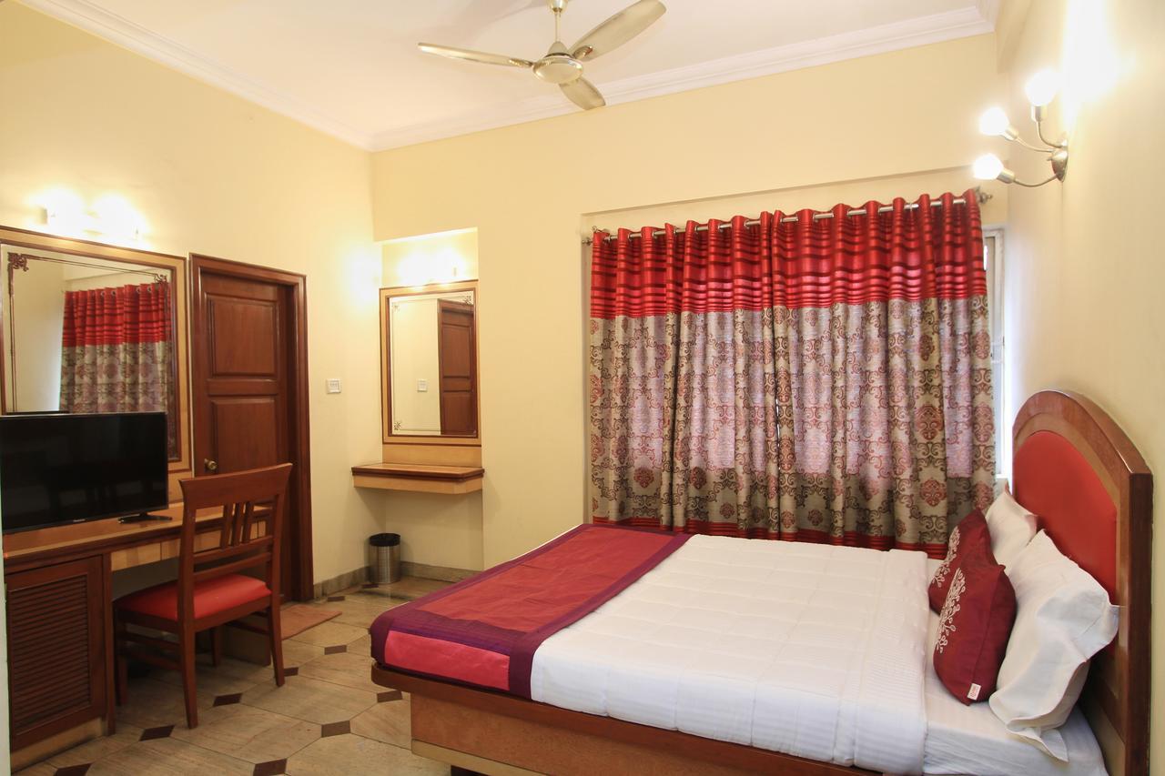 Hotel Aura