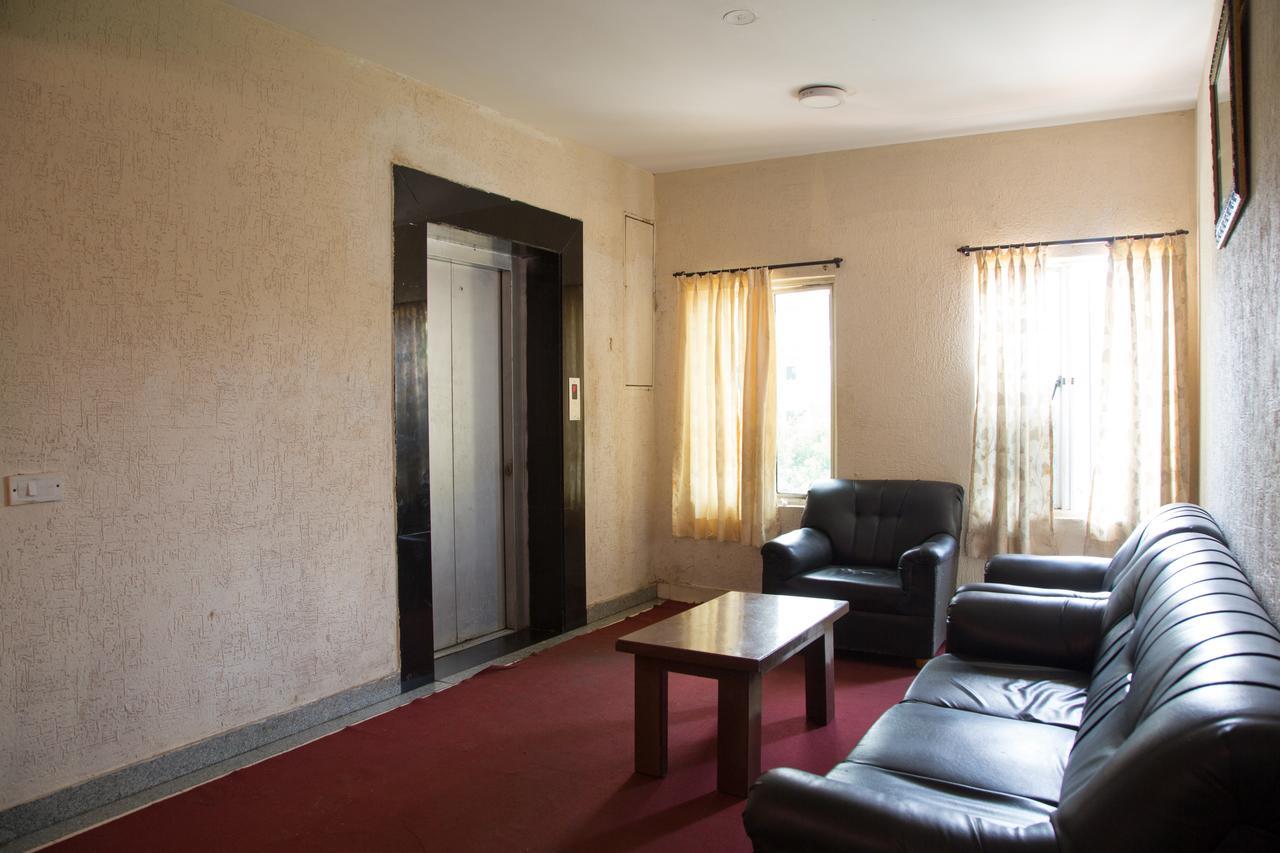 Oyo 9247 Samrudhi Park Hotel Bangalore