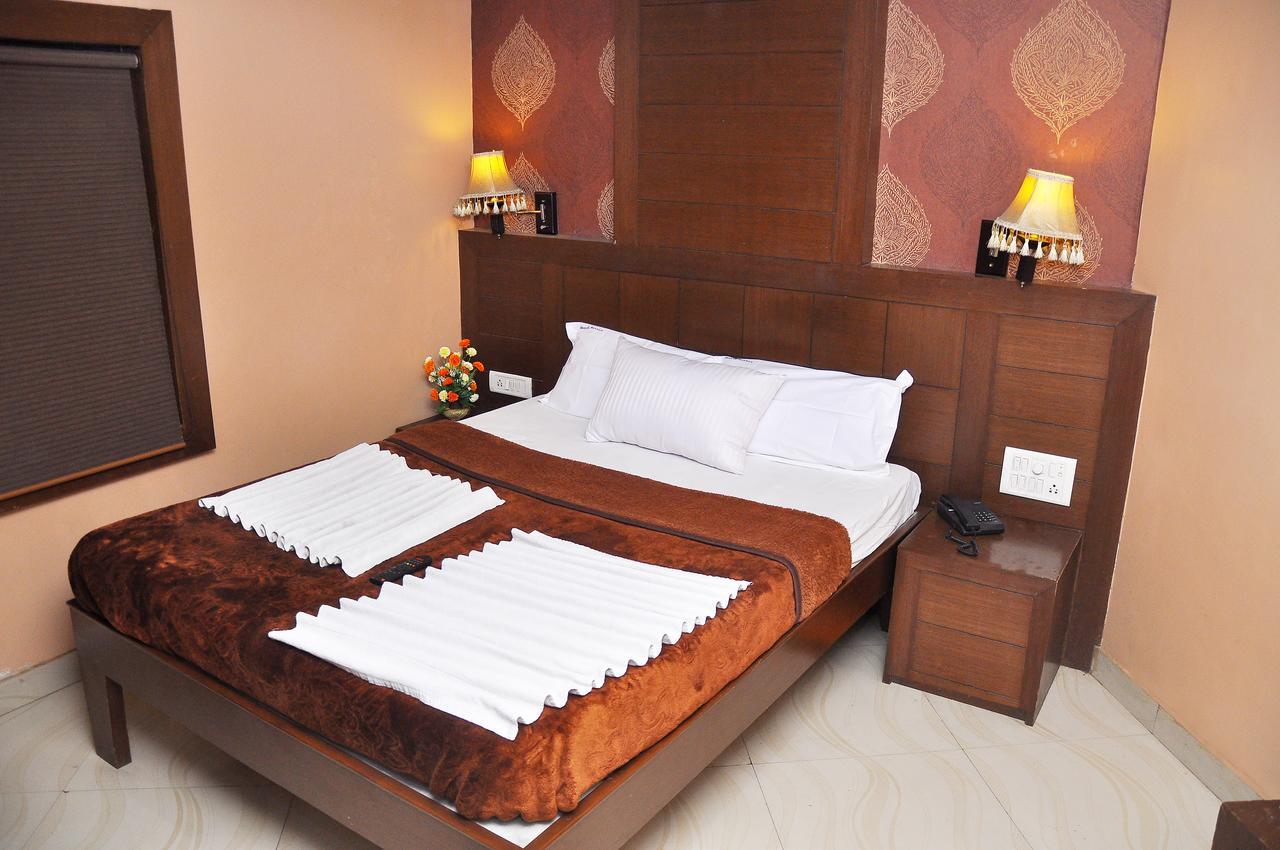 Hotel Royal Avenue Bangalore