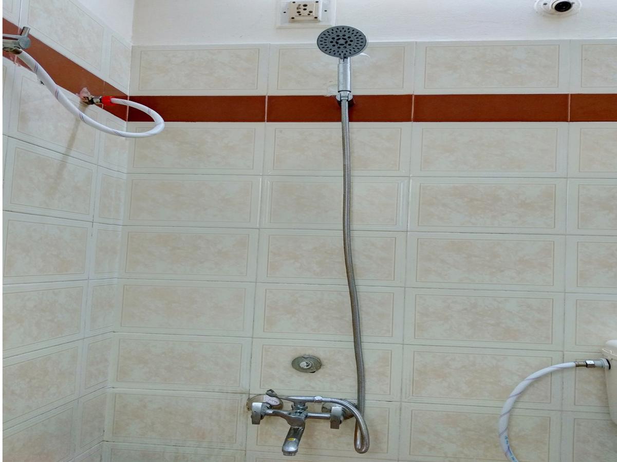 Oyo 10476 Near Forum Mall Hotel 3*