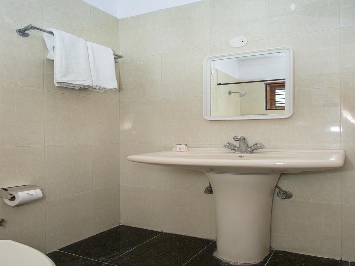 Oyo 10473 Basavanagudi 3*
