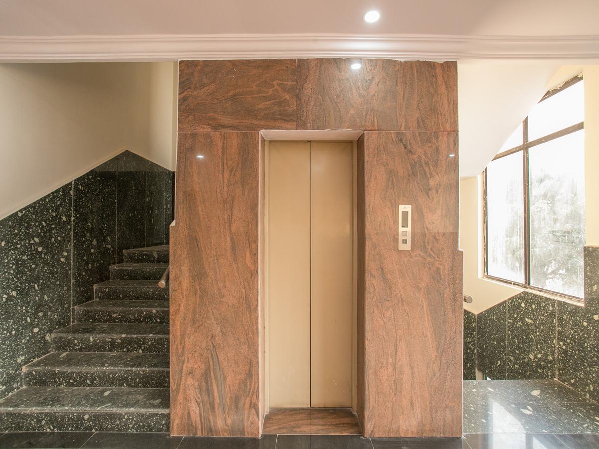 Aparthotel Oyo 12261 Victorian Comforts Bangalore