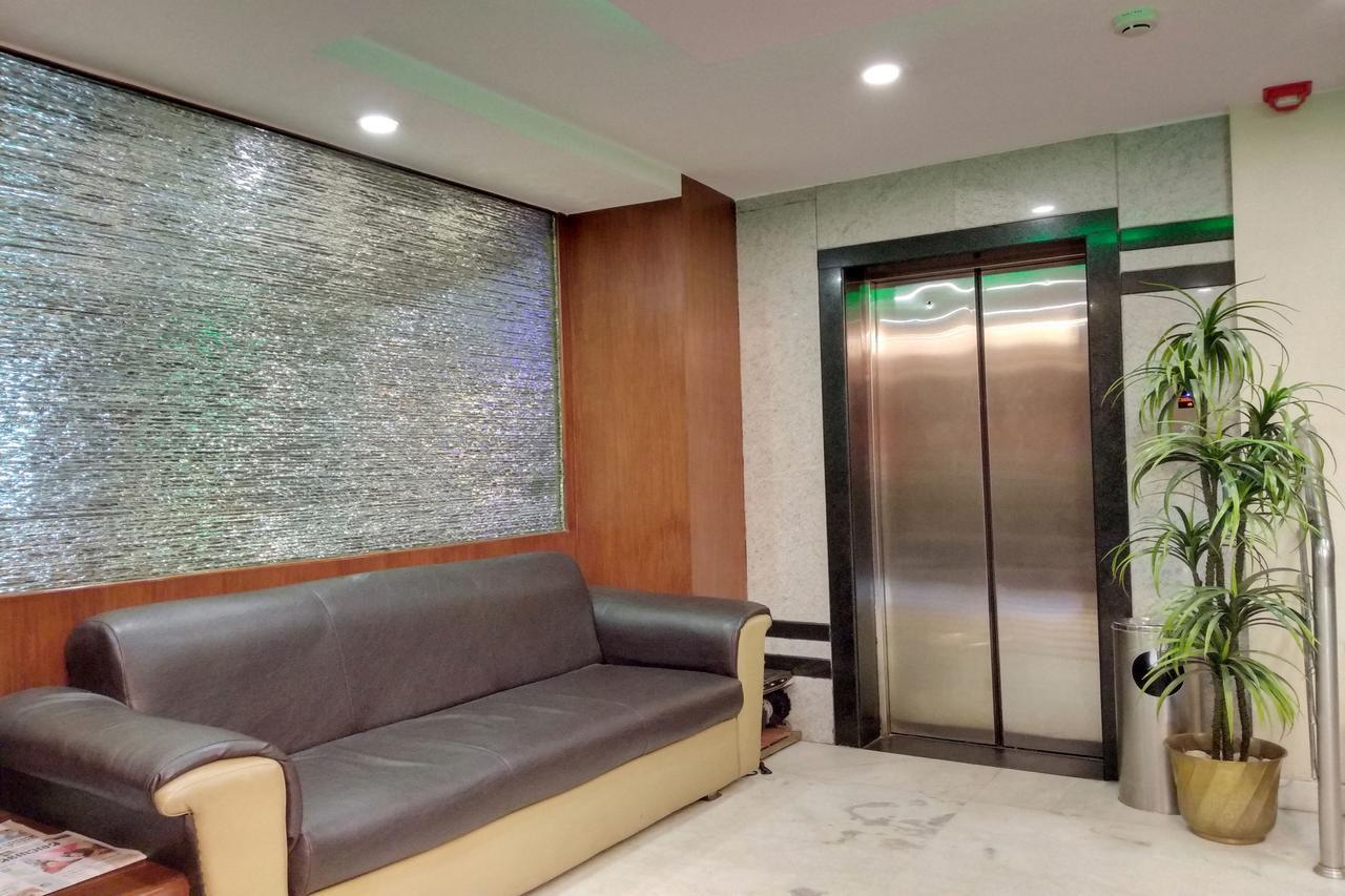 Oyo 6110 Thalassa Hotel