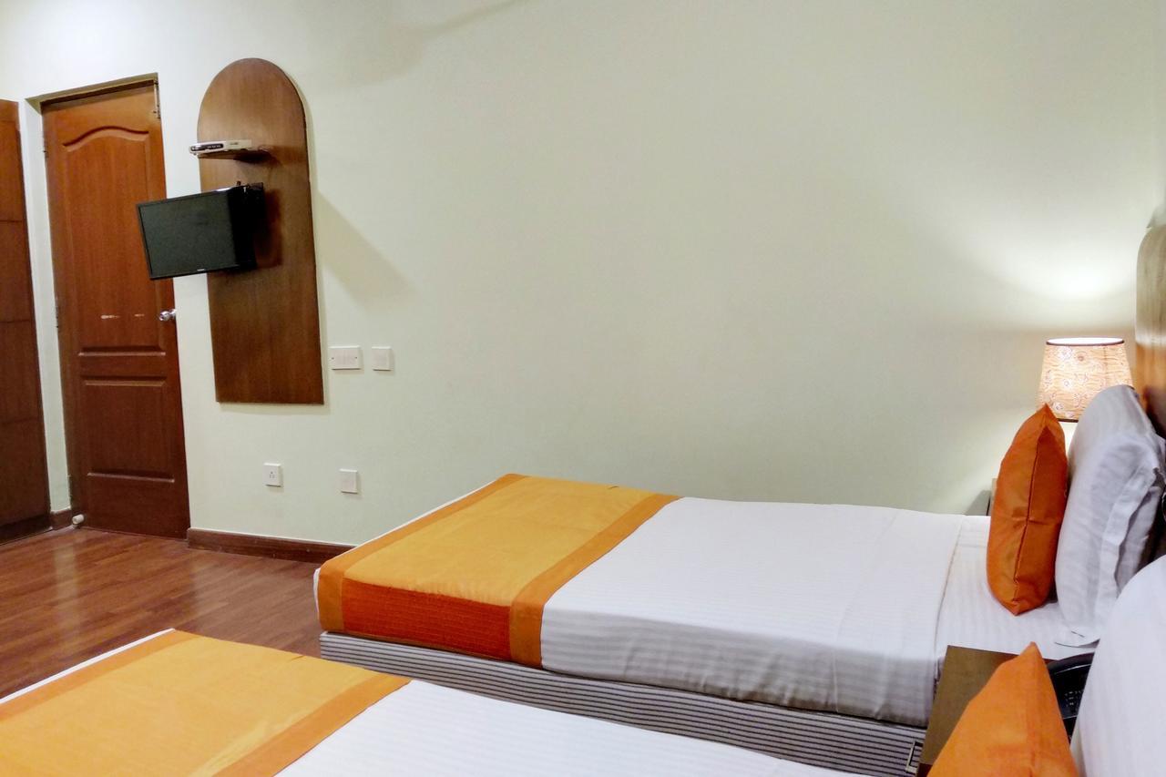 Oyo 6110 Thalassa 3*