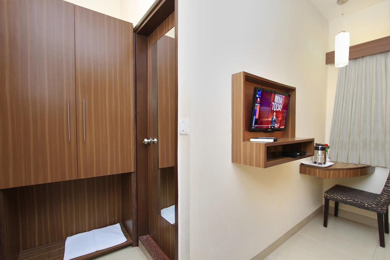 La Sara Comforts Hotel Bangalore